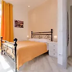 Colosseo Two Rooms Two Bathrooms